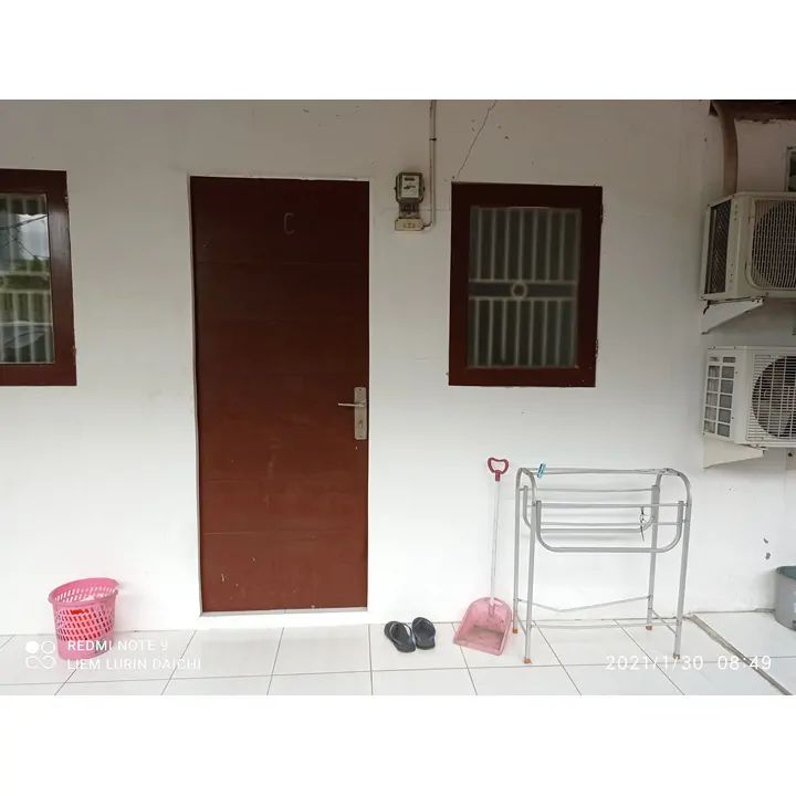 Foto Kamar C (Deluxe Room)  Kost Surabaya